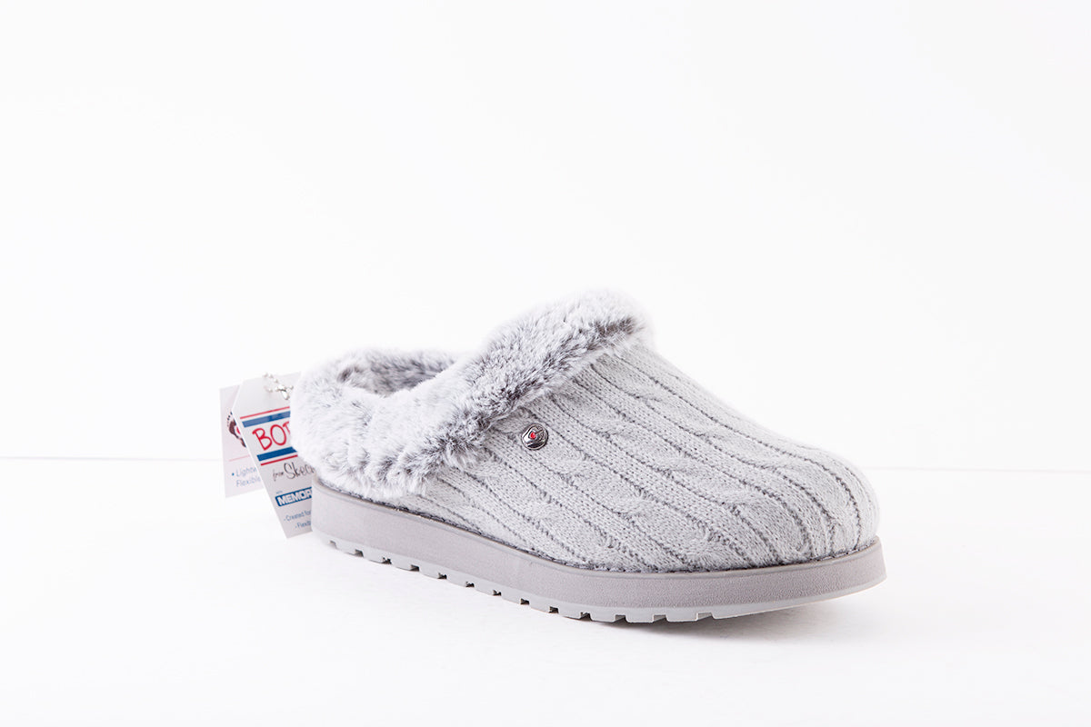 Skechers women's keepsakes ice angel 2025 mule