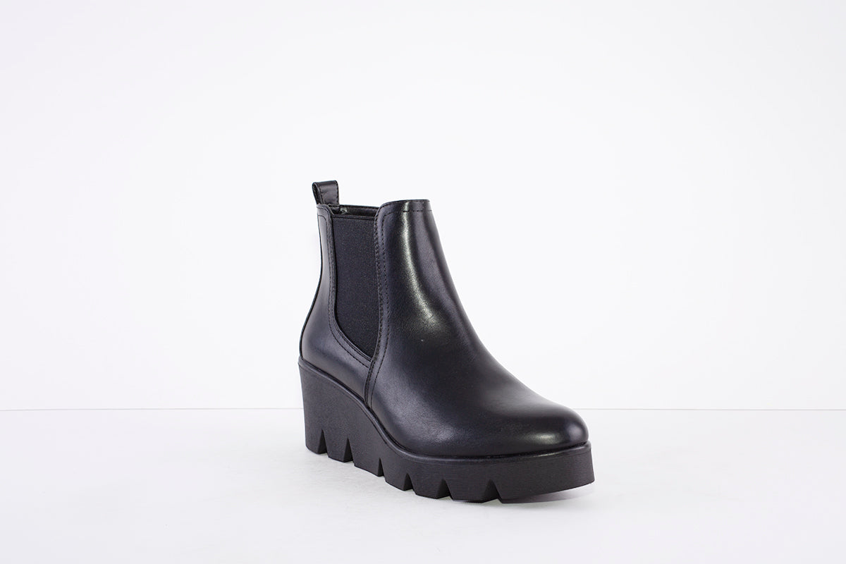 Millie platform deals bootie