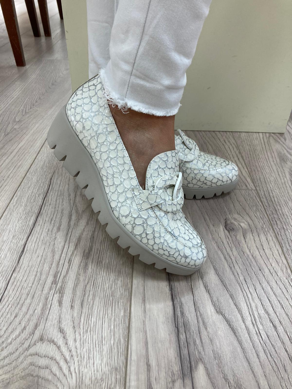 Wonders loafer deals wedge