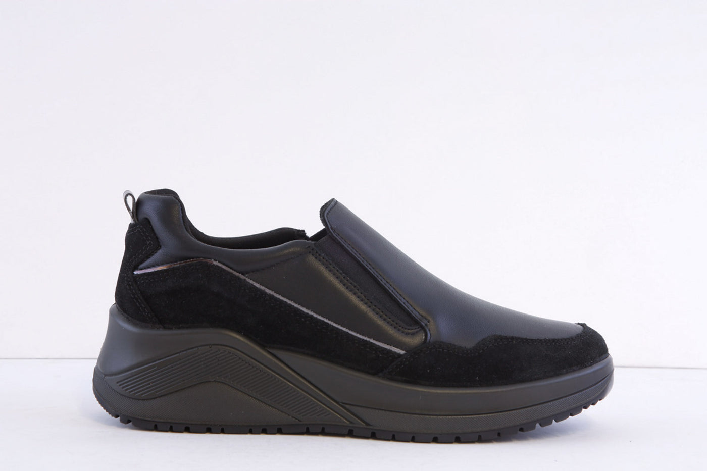 IGI & CO - 8654300 SLIP-ON WEDGE SHOE - BLACK