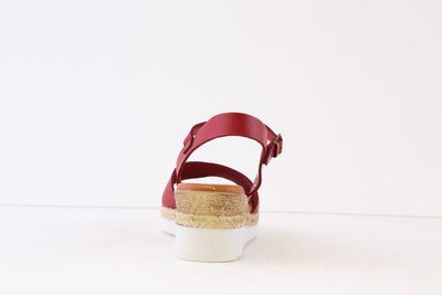 BERTUCHI - 22U238 LOW WEDGE SANDAL - RED