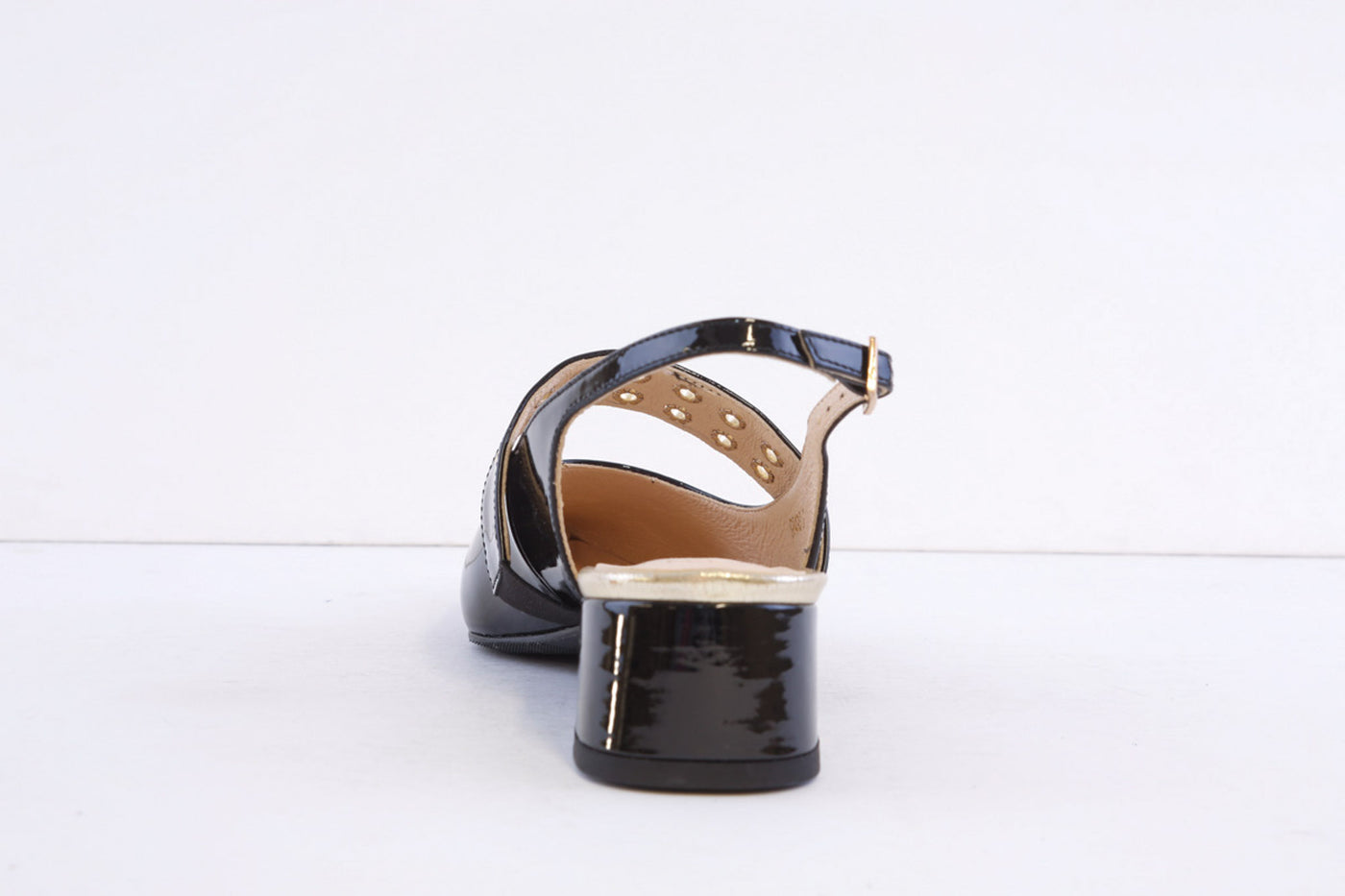 EMIS - 8490/956 BLOCK HEEL SLING-BACK SHOE - BLACK PATENT