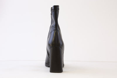 LODI - LIN4030 HIGH BLOCK HEEL ANKLE BOOT WITH ZIP - BLACK