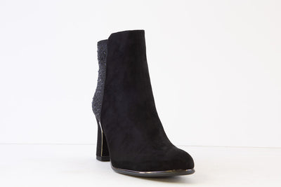 SUSST - DAZZLE23 MEDIUM BLOCK HEEL ANKLE BOOT - BLACK SUEDE