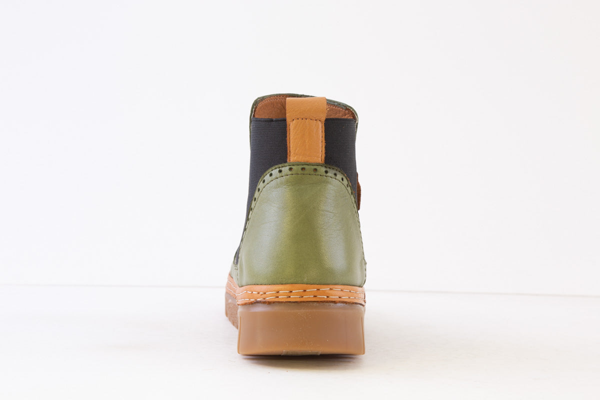PALMIYA - V704 FLAT GUSSET ANKLE BOOT - GREEN LEATHER