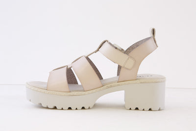 REFRESH - 171941 LOW BLOCK HEEL SANDAL - CREAM