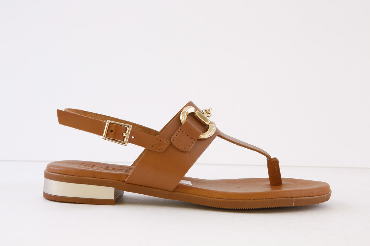 OH MY SANDALS - 5334 FLAT TOE-POST SANDAL - TAN