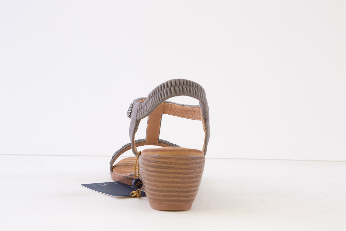 LUNAR - JLH492 MACIE-LOW WEDGE SANDAL - PEWTER