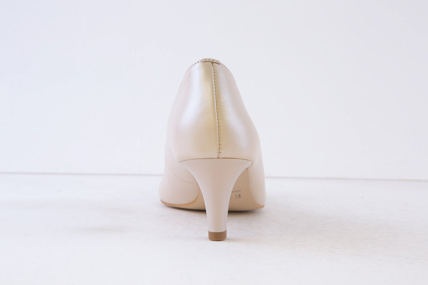 EMIS - 7902/219 MEDIUM HEEL COURT SHOE - BEIGE