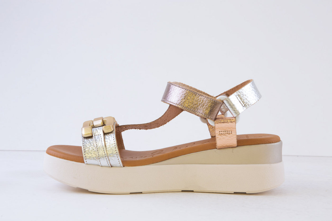 OH MY SANDALS - 5420 LOW WEDGE SANDAL - GOLD MULTI