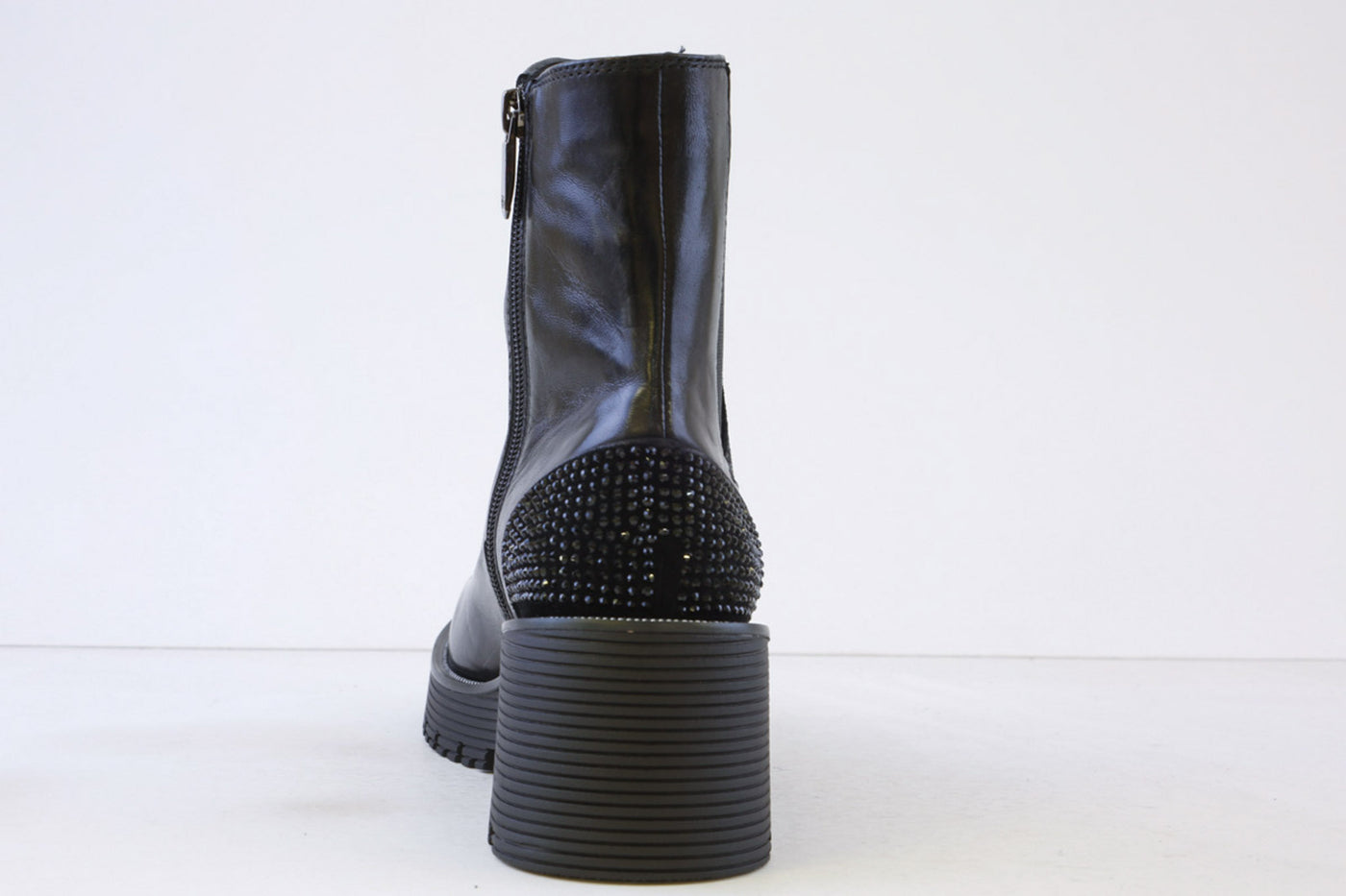 REGARDE LE CIEL - SADHY-04 BLOCK HEEL ANKLE BOOT - BLACK LEATHER