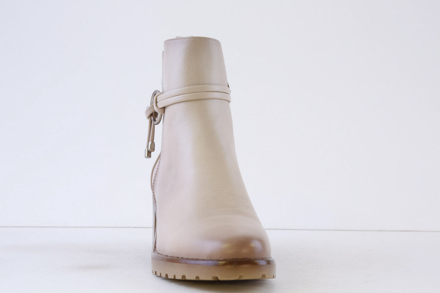 SUSST - GEORGIA24 STRAP & RING TRIM ANKLE BOOT - BEIGE