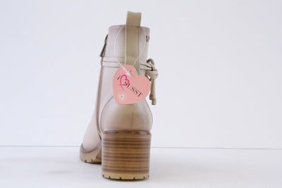 SUSST - GEORGIA24 STRAP & RING TRIM ANKLE BOOT - BEIGE