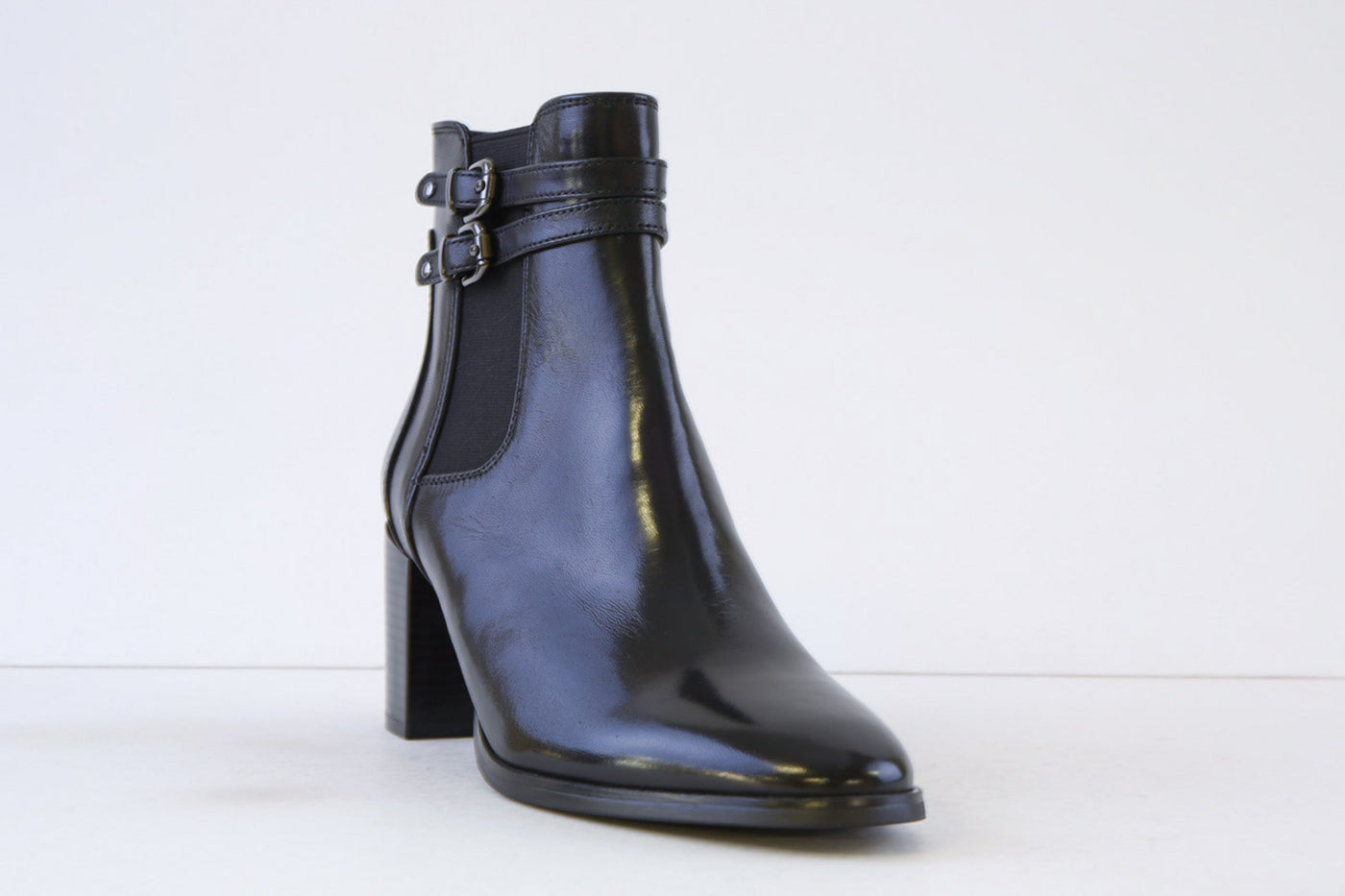 REGARDE LE CIEL - JOAN-13 MEDIUM BLOCK HEEL ZIP ANKLE BOOT - BLACK