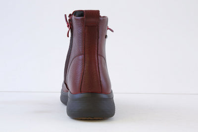 G COMFORT - P-816R FLAT ELASTICATED LACE ANKLE BOOT WITH ZIP - WINE LEATHER
