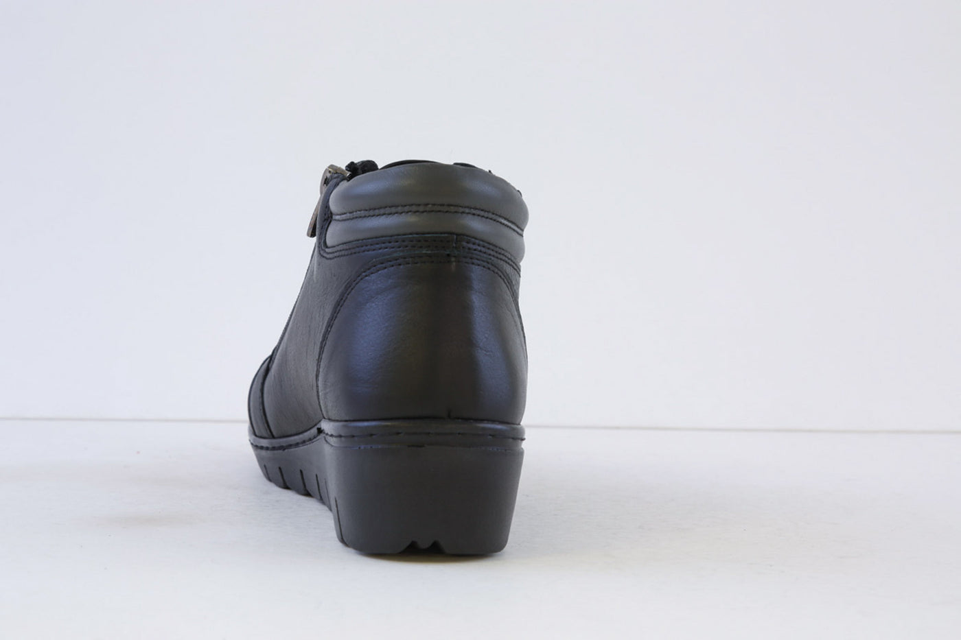 Dr. Mery - 3033 LOW WEDGE LACED/ZIP ANKLE BOOT - BLACK/GREY LEATHER