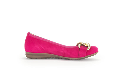 GABOR - 42.625.21 FLAT SHOE WITH CHAIN DETAIL - PINK SUEDE