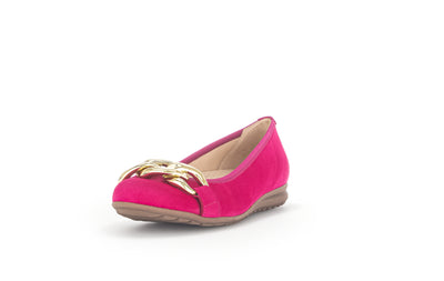 GABOR - 42.625.21 FLAT SHOE WITH CHAIN DETAIL - PINK SUEDE