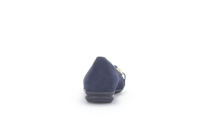 GABOR - 42.625.46 FLAT SHOE WITH CHAIN DETAIL - NAVY