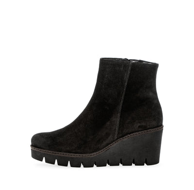 GABOR - 54.780.17 MEDIUM WEDGE ANKLE BOOT - BLACK SUEDE