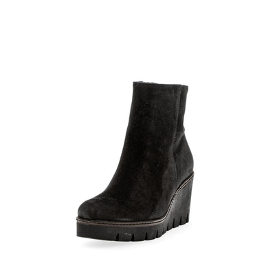 GABOR - 54.780.17 MEDIUM WEDGE ANKLE BOOT - BLACK SUEDE
