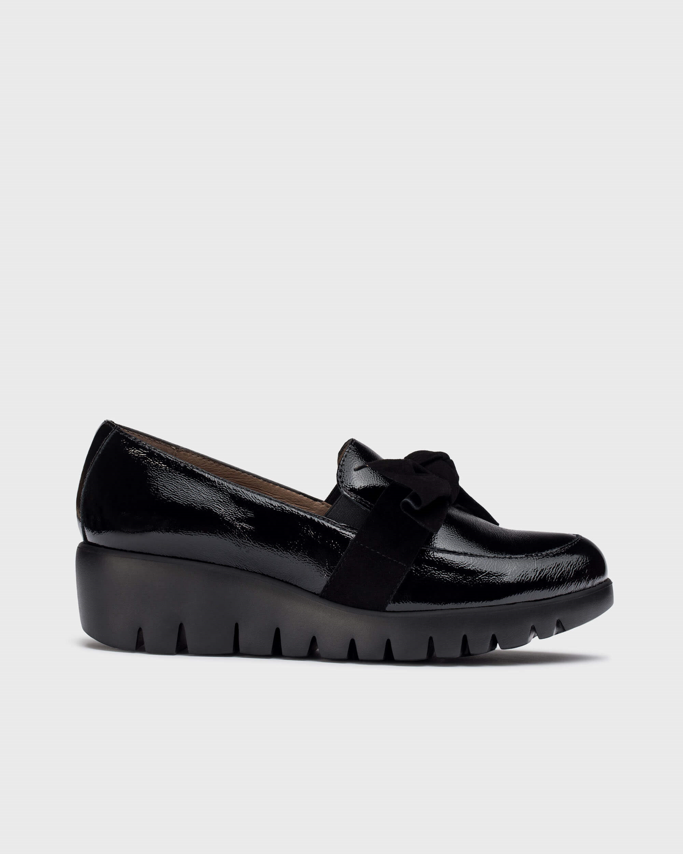 WONDERS - C-33323 SLIP-ON PLATFORM SHOE - BLACK PATENT