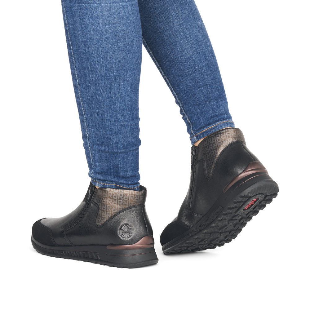 RIEKER - N1452-00 FLAT TWIN ZIP ANKLE BOOT - BLACK/GREY
