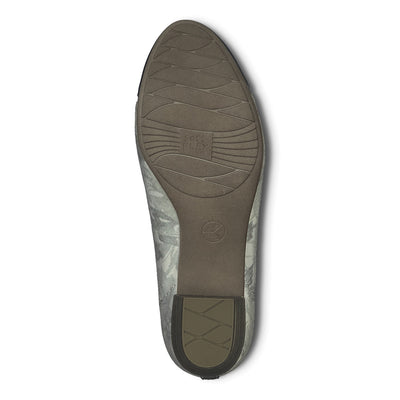 JANA - White/Silver Low Heel Court Shoe
