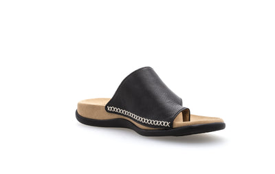 GABOR - 03.700.27 TOE-POST MULE - BLACK