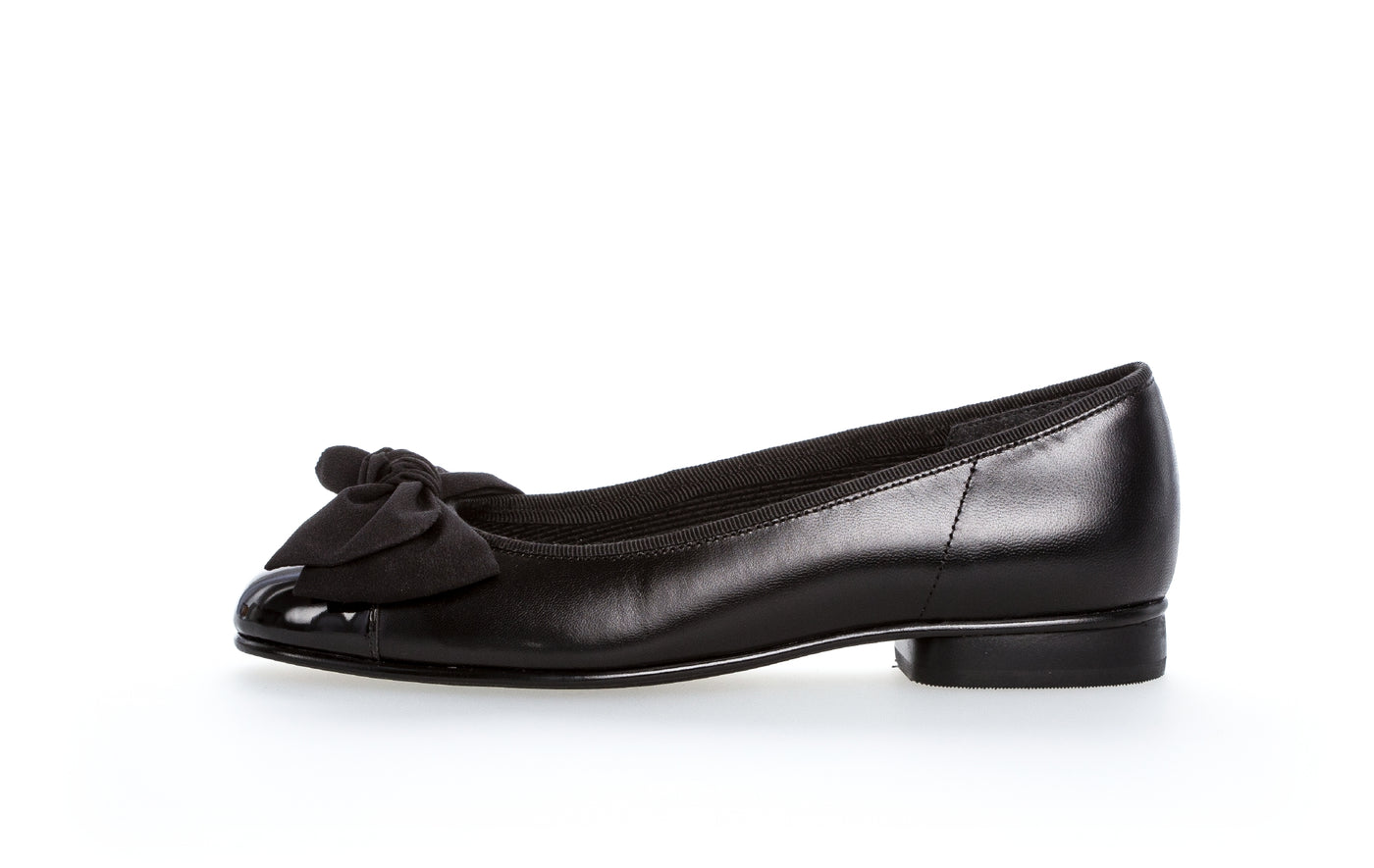 GABOR - 05.106.37 FLAT "BOW" POMP - BLACK