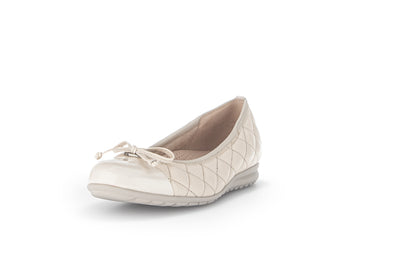 GABOR - 22.622.20 FLAT QUILTED POMP - CREAM