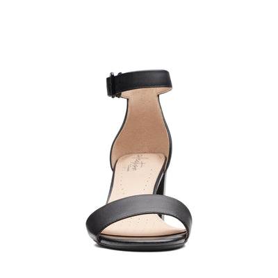 CLARKS - Deva Mae Black Leather