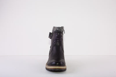 SUSST AILEEN22 LOW HEEL ZIP ANKLE BOOT - BLACK