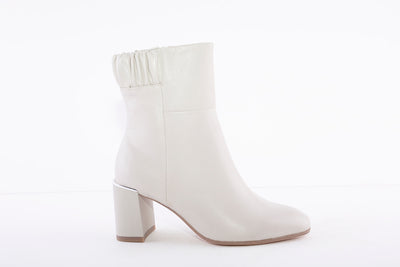 TAMARIS - MEDIUM HEEL ANKLE BOOT - LIGHT GREY