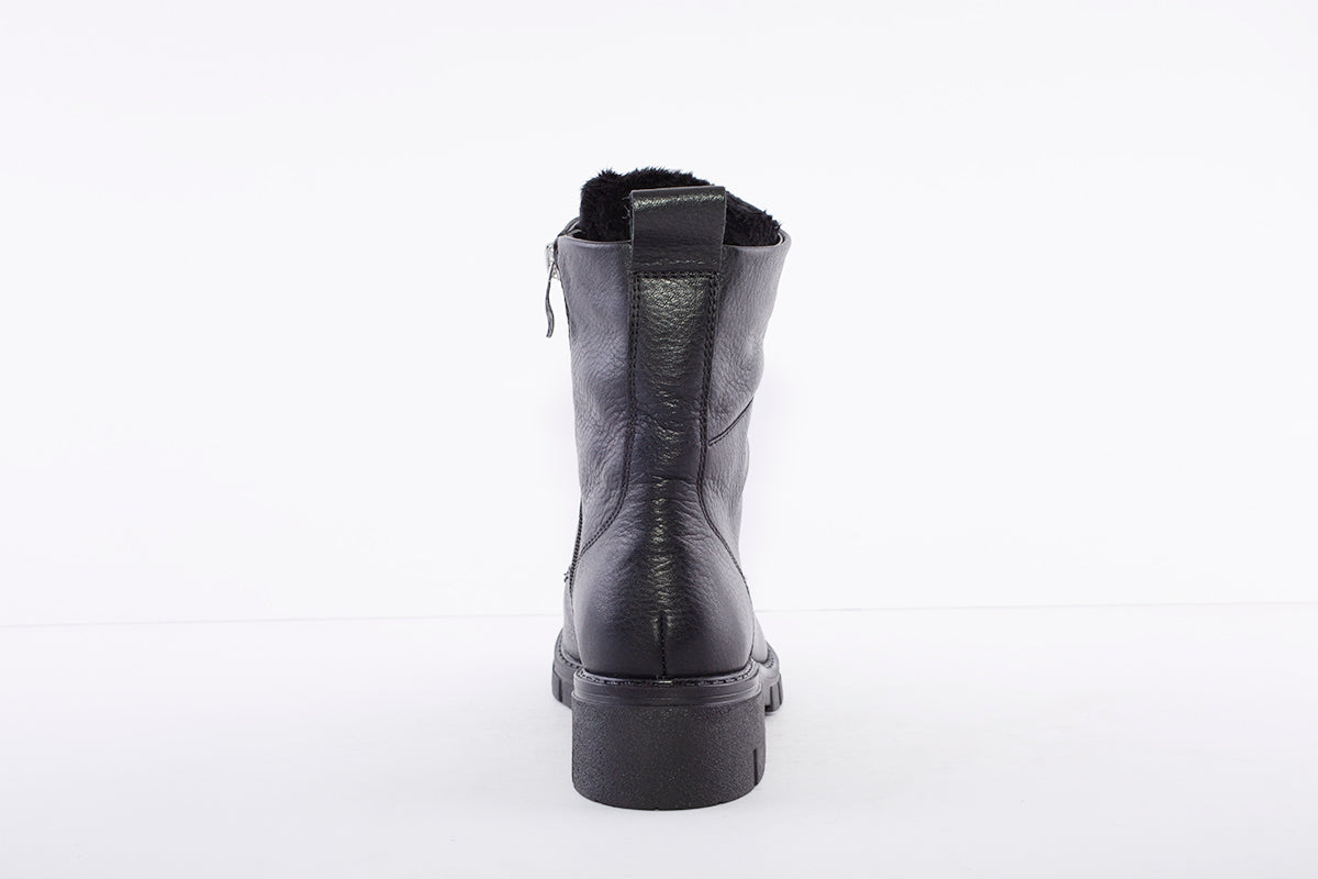 ARA - 23130-65 LOW HEEL ZIP ANKLE BOOT - BLACK LEATHER
