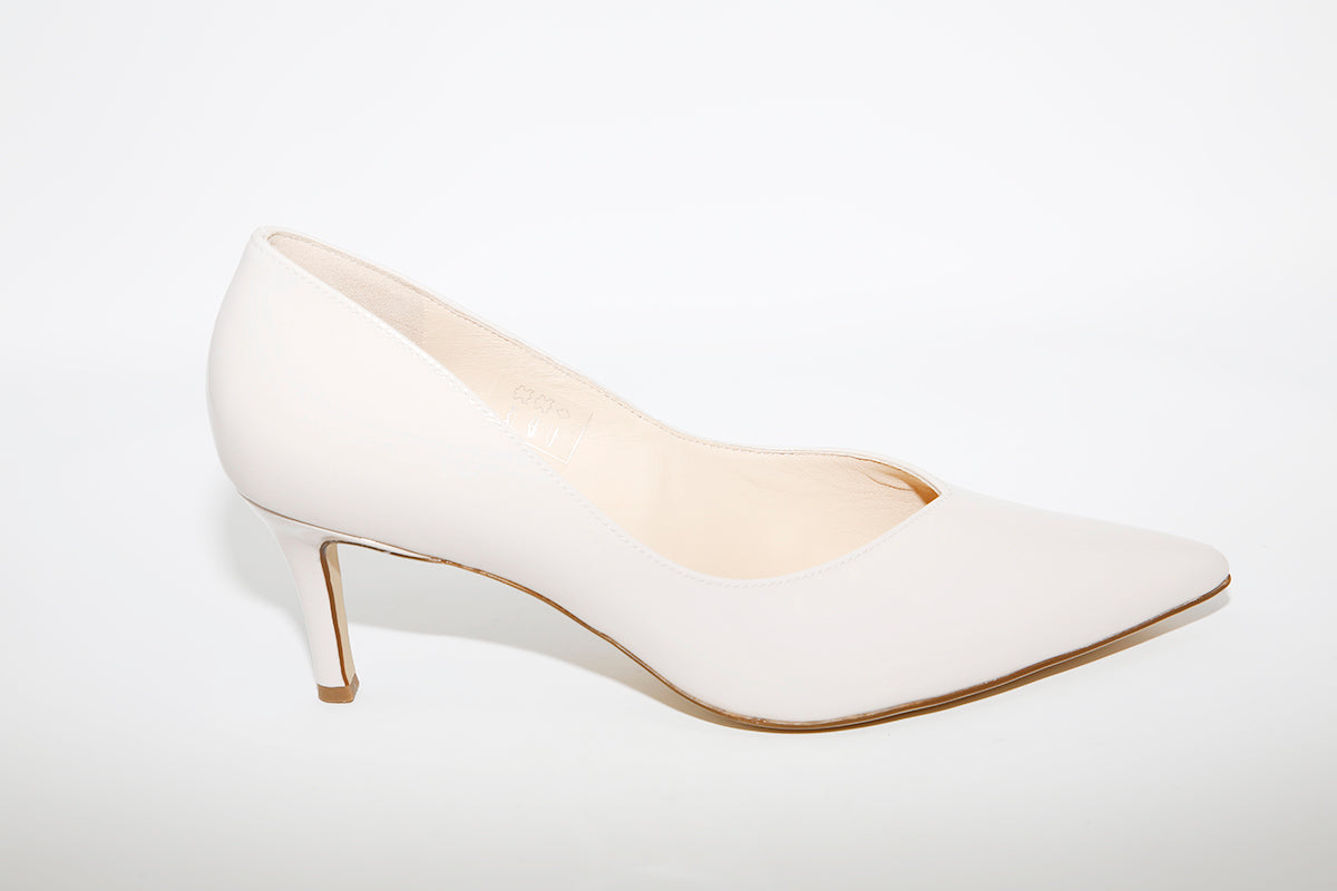 HOGL - 9-106124 Cream Patent Heel Court Shoe