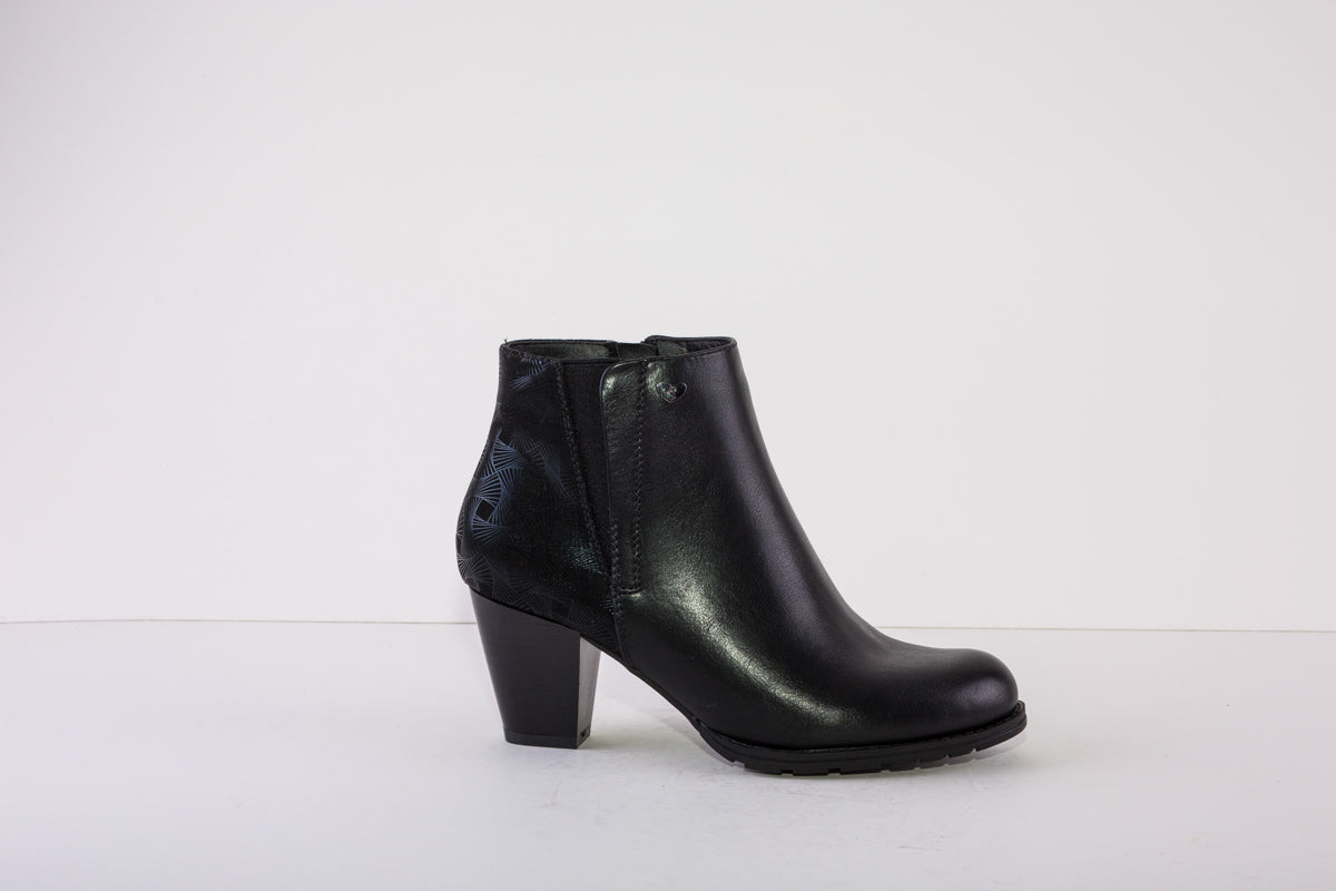 SUSST CHERUB22 MEDIUM HEEL ANKLE BOOT - BLACK