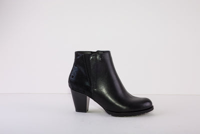 SUSST CHERUB22 MEDIUM HEEL ANKLE BOOT - BLACK