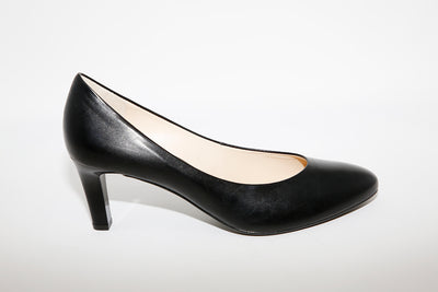 HOGL - 0-186000 Black Leather Heel Shoe