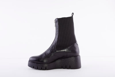 WONDERS - E-6230 WEDGE FRONT ZIP FASHION ANKLE BOOT - BLACK LEATHER