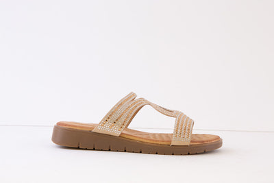 LUNAR - JLH390 CHAVEZ LOW WEDGE FASHION MULE - GOLD