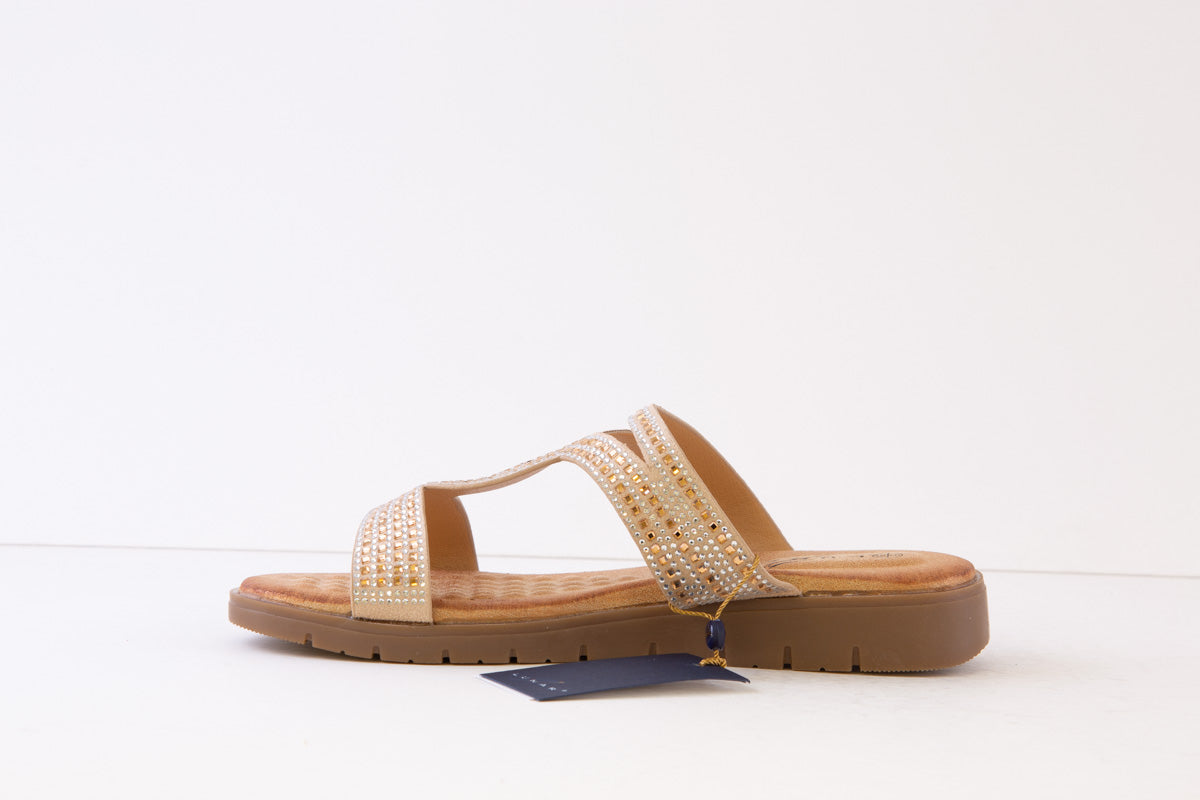 LUNAR - JLH390 CHAVEZ LOW WEDGE FASHION MULE - GOLD