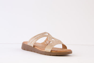 LUNAR - JLH390 CHAVEZ LOW WEDGE FASHION MULE - GOLD