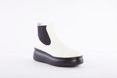 WONDERS - A-2604 PLATFORM WEDGE SLIP-ON GUSSET ANKLE BOOT - WHITE LEATHER