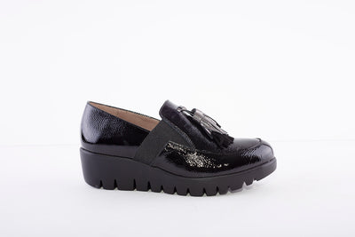 WONDERS - C-33254 WEDGE SLIP-ON TASSEL SHOE - BLACK PATENT