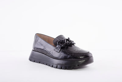 WONDERS - LOW WEDGE SLIP-ON SHOE - BLACK LEATHER