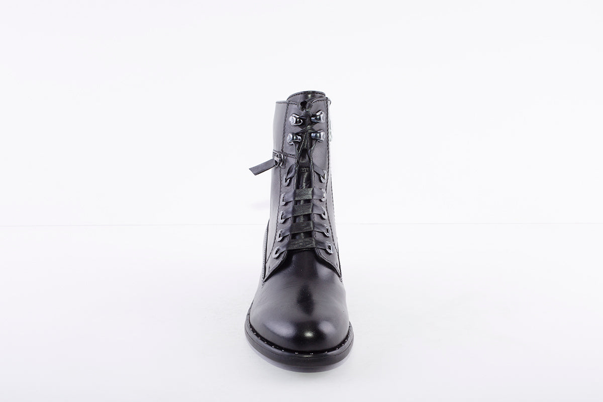 REGARDE LE CIEL - ROXANA-04 LOW HEEL ANKLE BOOT - BLACK LEATHER