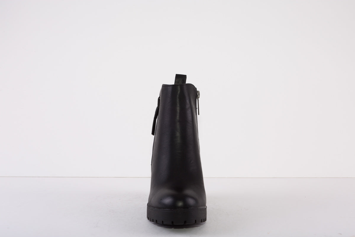 REFRESH 170022  CHUNKY MEDIUM HEEL ZIP ANKLE BOOT - BLACK