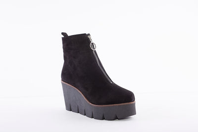 ALPE - 4553 FRONT ZIP WEDGE ANKLE BOOT - BLACK SUEDE