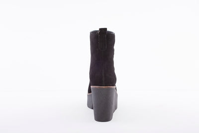 ALPE - 4553 FRONT ZIP WEDGE ANKLE BOOT - BLACK SUEDE